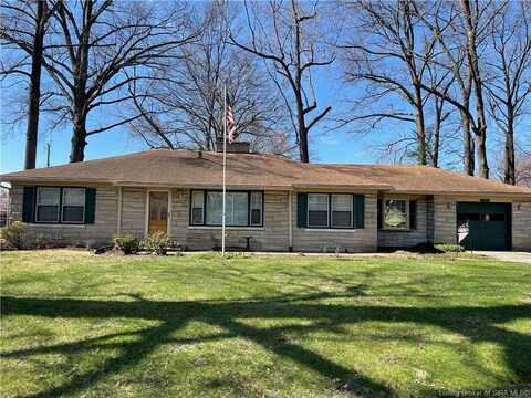 44 Wildwood Road, Jeffersonville, IN 47130