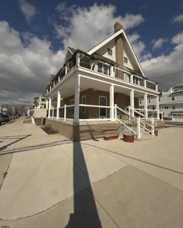 29 S Weymouth Ave, Ventnor City, NJ 08406