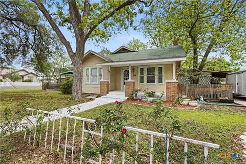 212 Kneupper Street, Converse, TX 78109