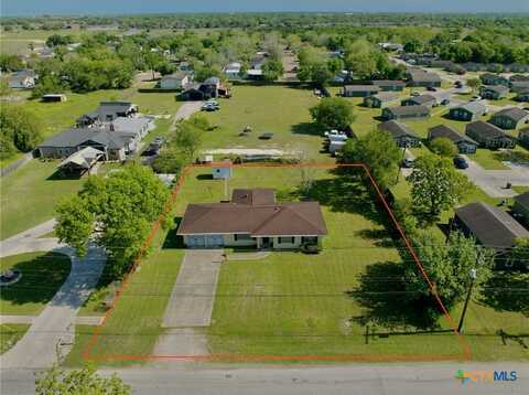 3502 E Juan Linn Street, Victoria, TX 77901