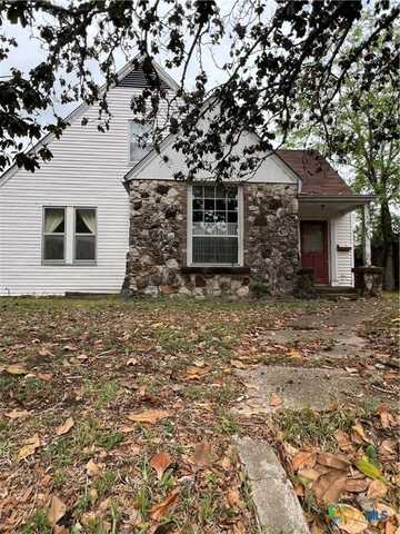 506 Edgar Street, Yoakum, TX 77995