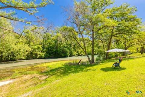 326 Red Bird Lane, Kingsbury, TX 78638