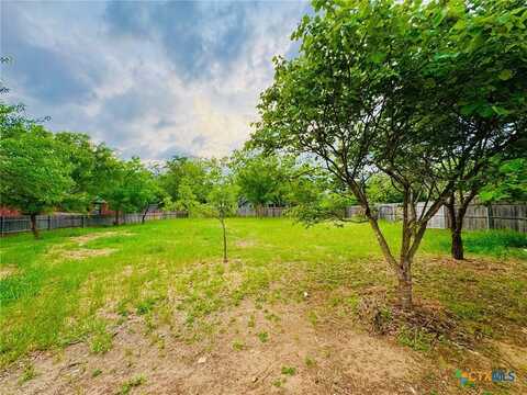 300 S 14th Street, Gatesville, TX 76528