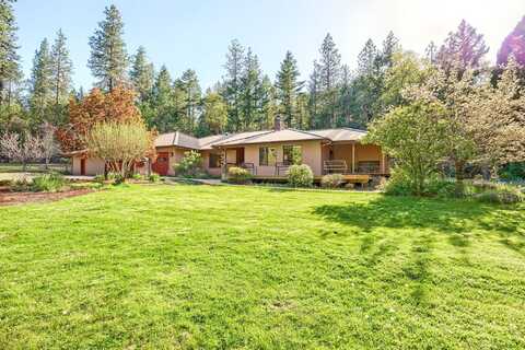 120 Lomas Road, Jacksonville, OR 97530