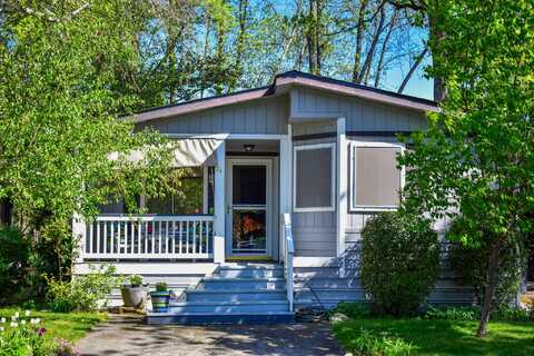 1055 N 5th Street, Jacksonville, OR 97530