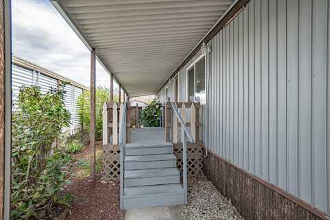 2393 SW Webster Road, Grants Pass, OR 97526