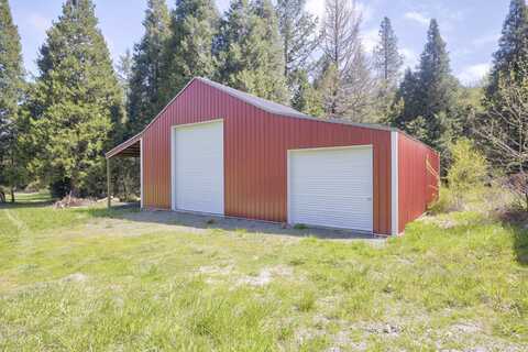 2799 Quines Creek Road, Azalea, OR 97410