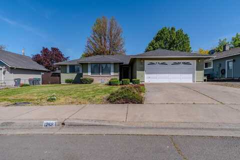 1258 Paulita Drive, Medford, OR 97504