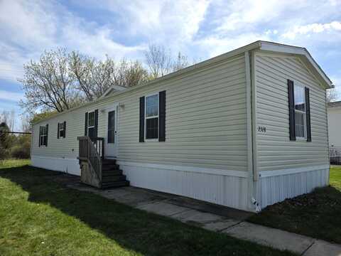 2328 Mead Dr, Highland, MI 48357