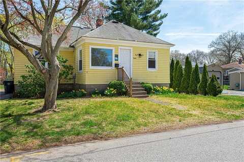 80 Opper Avenue, Warwick, RI 02889