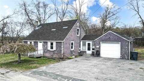 30 Uphill Avenue, Warwick, RI 02886