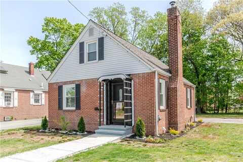 46 Freeman Street, Warwick, RI 02886