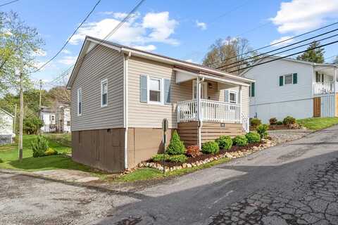 102 Short St, Fries, VA 24330