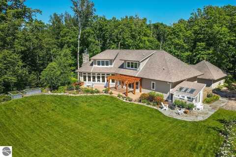 4201 N High Bluffs Drive, Leland, MI 49654