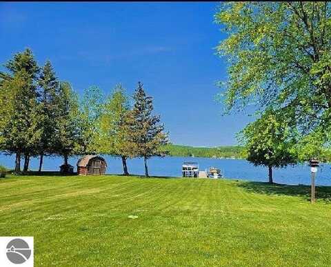 3764 S Grants Landing, Lake Leelanau, MI 49653