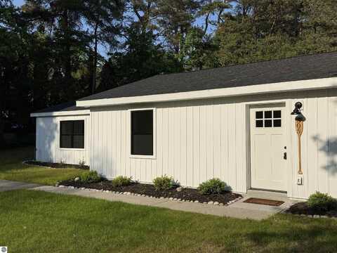 305 S Fifth Street, Leland, MI 49654