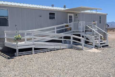 5320 N Joe Hines Road, Willcox, AZ 85643