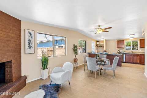1832 S Augusta Circle, Tucson, AZ 85710