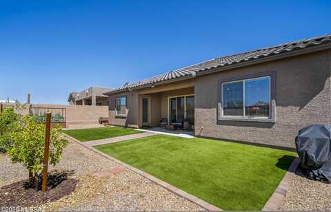 10825 N Stonebridge Drive, Tucson, AZ 85742
