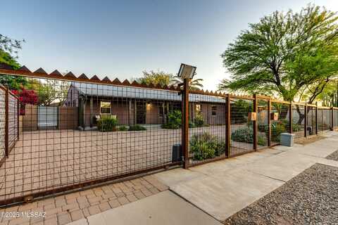 2930 E Hawthorne Street, Tucson, AZ 85716