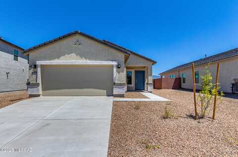 12064 E Patricia Ann Drive W, Vail, AZ 85641