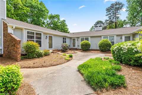 5923 Suncreek Court, Raleigh, NC 27606
