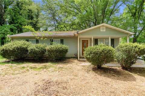 606 Voss Street, Winston Salem, NC 27105