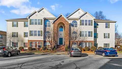 135 James Road, High Point, NC 27265