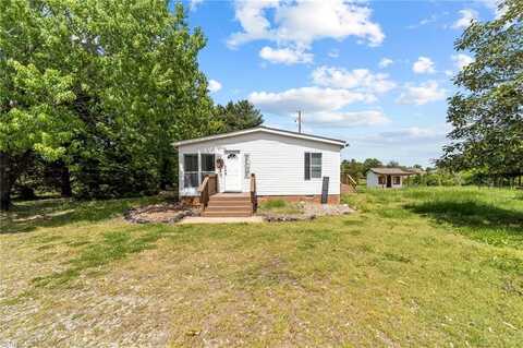 8321 Haw River Road, Oak Ridge, NC 27310