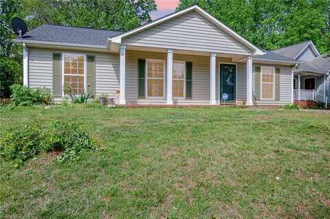 7 Jans Court, Greensboro, NC 27405