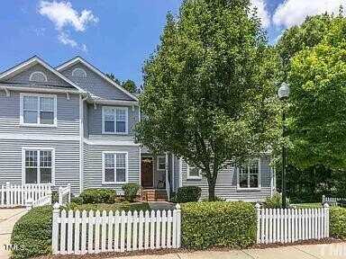 105 Summit Oaks Lane, Holly Springs, NC 27540