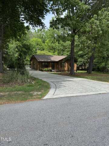 5601 Plum Nearly Court, Raleigh, NC 27610