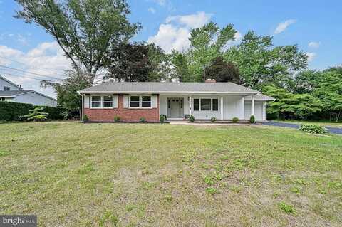2526 DAHLIADEL DRIVE, VINELAND, NJ 08361