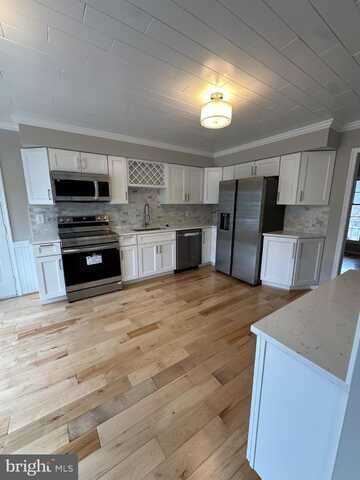 10703 CHESTERWOOD DRIVE, SPOTSYLVANIA, VA 22553