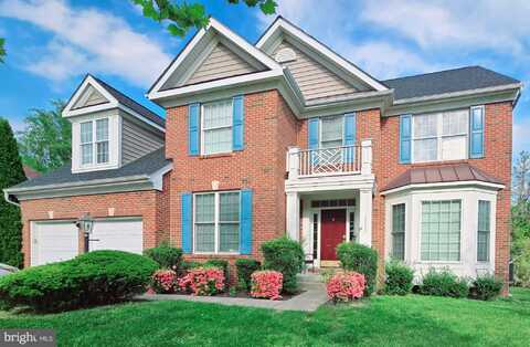 19237 POTOMAC CREST DRIVE, TRIANGLE, VA 22172
