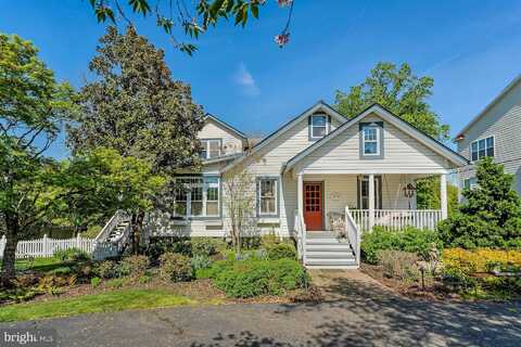2731 HIDDEN ROAD, VIENNA, VA 22181