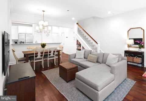 100 GOVERNORS COURT, PHILADELPHIA, PA 19146