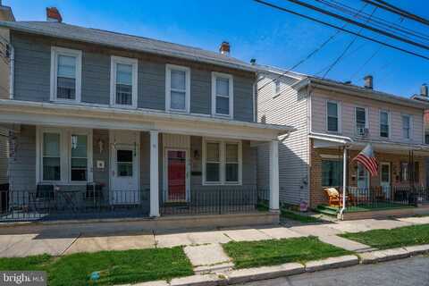 36 N CHURCH STREET, ROBESONIA, PA 19551
