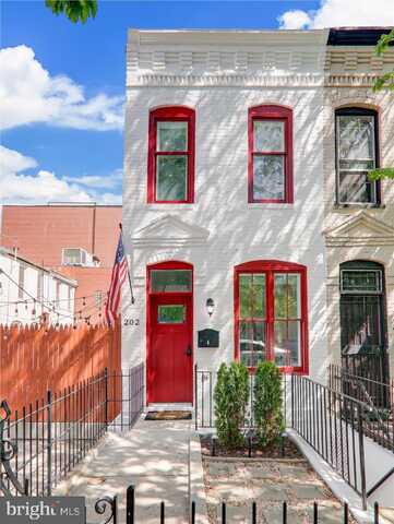 202 F STREET NE, WASHINGTON, DC 20002