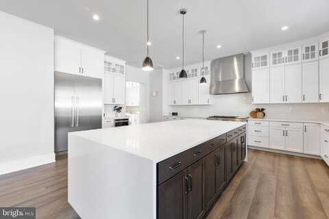 3812 N NELSON STREET, ARLINGTON, VA 22207