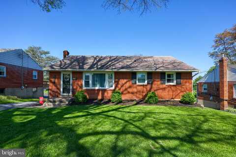 525 HIGHLAWN AVENUE, ELIZABETHTOWN, PA 17022