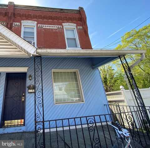 1152 WALNUT STREET, CHESTER, PA 19013