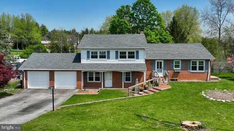 1571 NORTH DRIVE, YORK, PA 17408