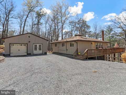 194 ENDLESS SUMMER ROAD, HEDGESVILLE, WV 25427