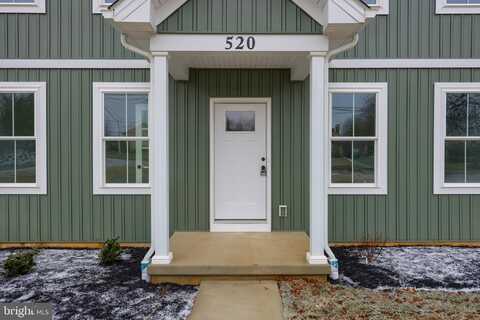 520 WOODCREST AVENUE, LITITZ, PA 17543