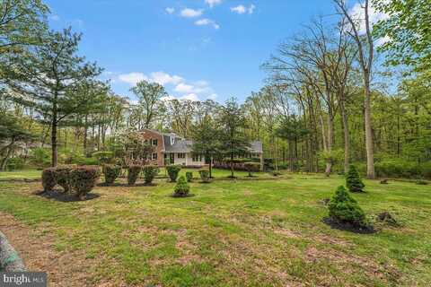 1674 HIGH POINT LANE, PHOENIXVILLE, PA 19460