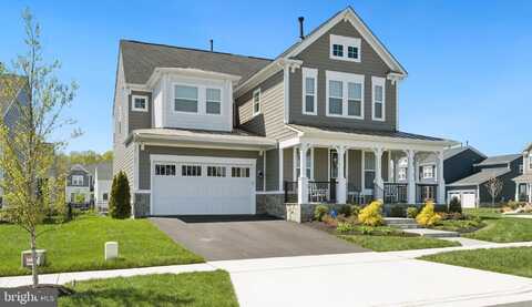 111 MILVIAN WAY SE, LEESBURG, VA 20175