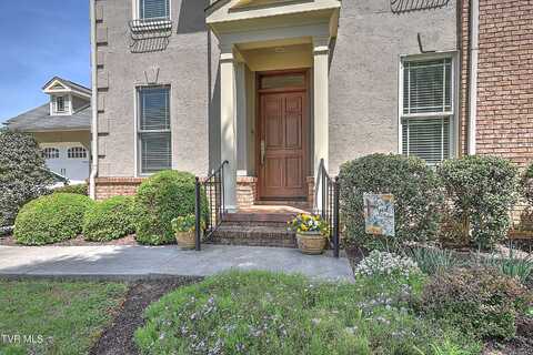 205 Oak View Circle, Bristol, TN 37620