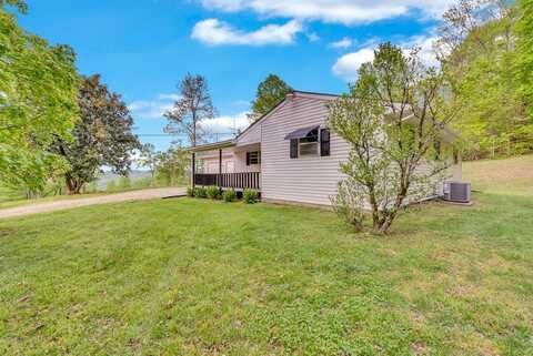 8150 Round Cove Rd, SPARTA, TN 38583