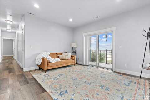 2153 N SPRINGTIME, Saratoga Springs, UT 84045